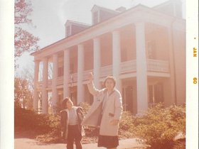 1960 Jan. Mary & Mom in Louisiana.jpg